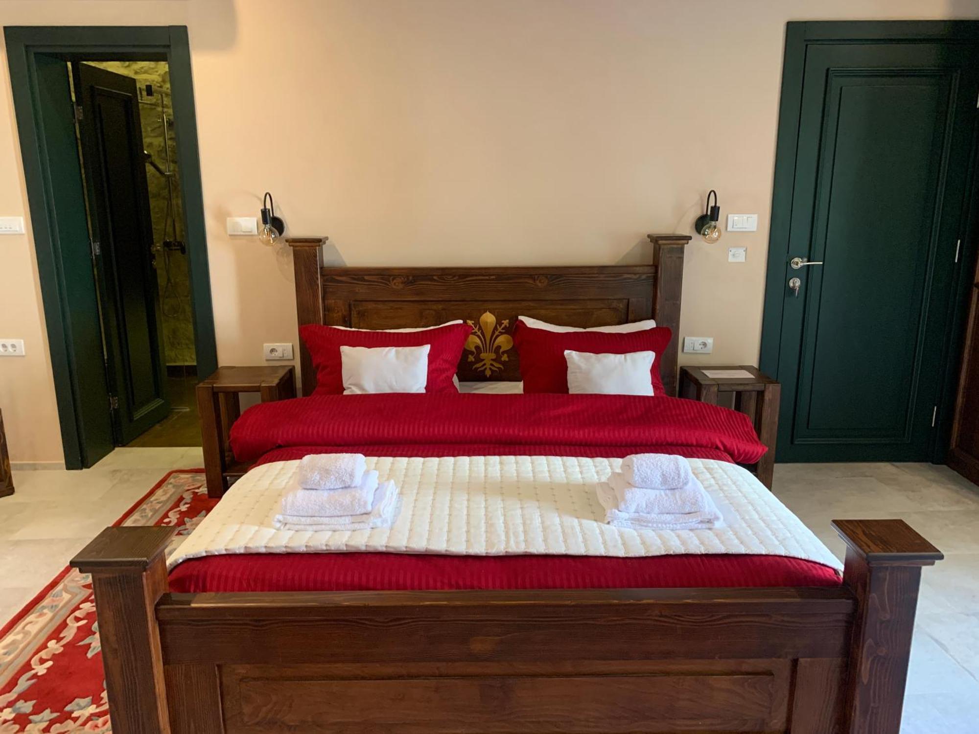 Kazin Supreme Hotel Kotor Bagian luar foto
